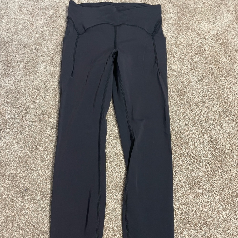 LuLuLemon Instill Leggings 25” with pockets